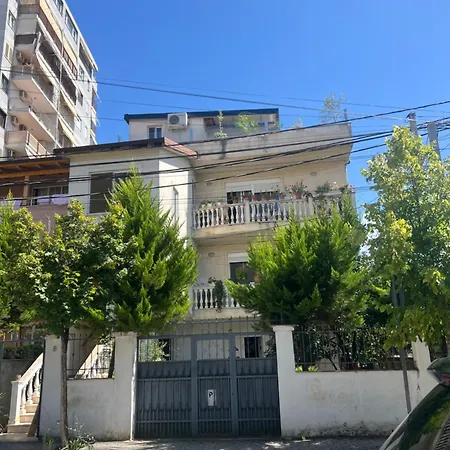 Terrace Escape Lejlighed Tirana