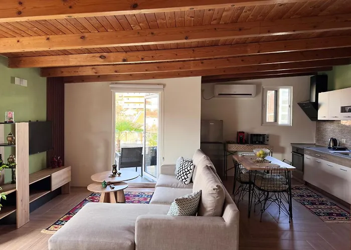 Apartment Terrace Escape